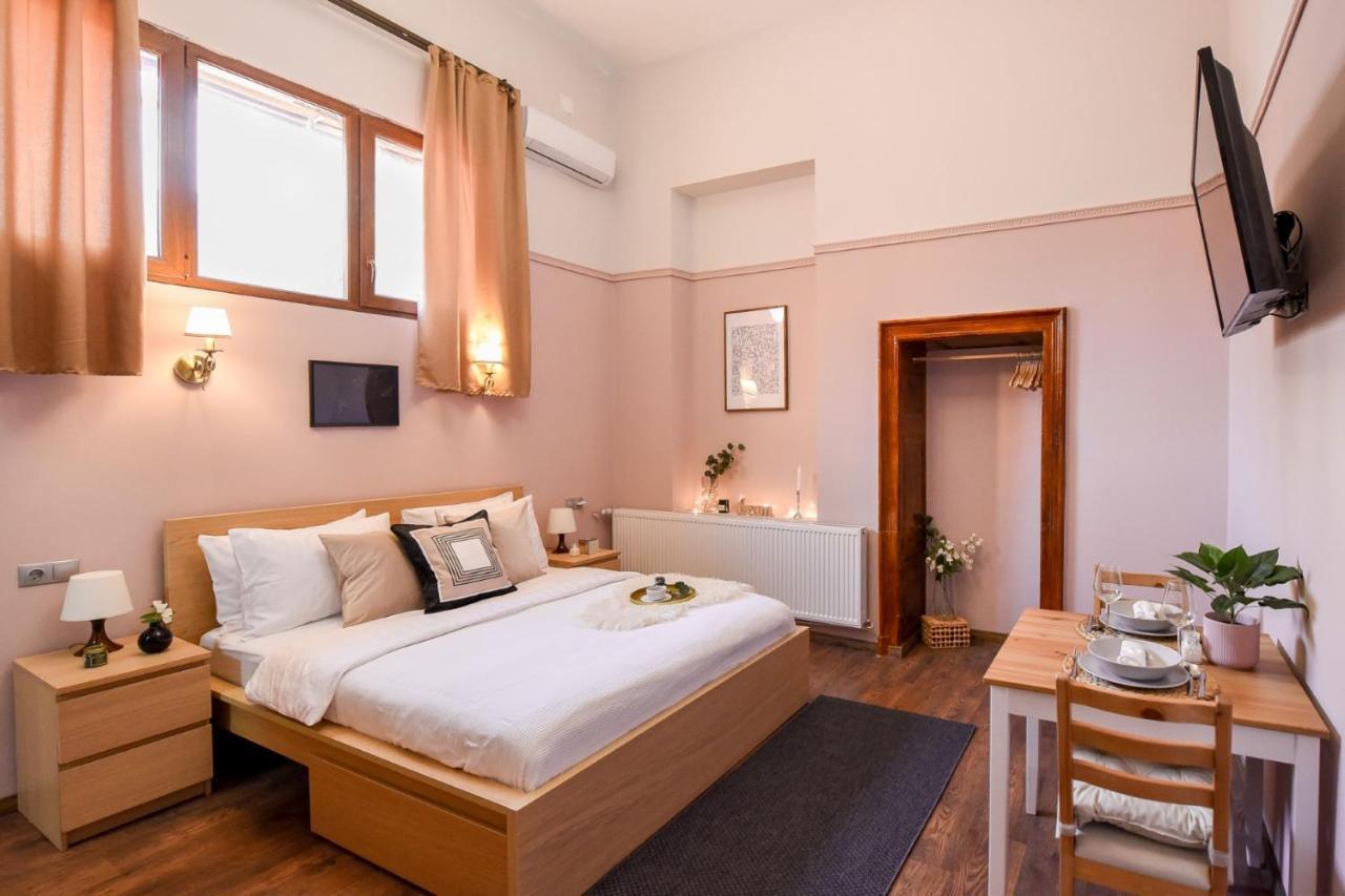 Le Petit & Cosy - Best Location Old Town & Quiet Bucharest Exterior photo